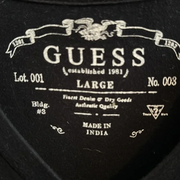 Black guess crew neck t-shirt - Picture 2 of 5